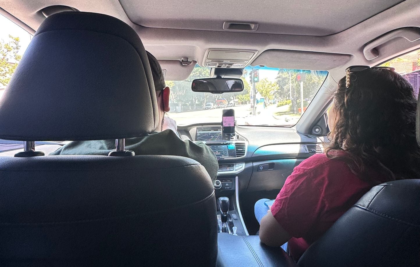 “Ahora son más discretos”… Patrullamos con cazadores de ICE en Los Ángeles “Ahora son más discretos”… Patrullamos con cazadores de ICE en Los Ángeles